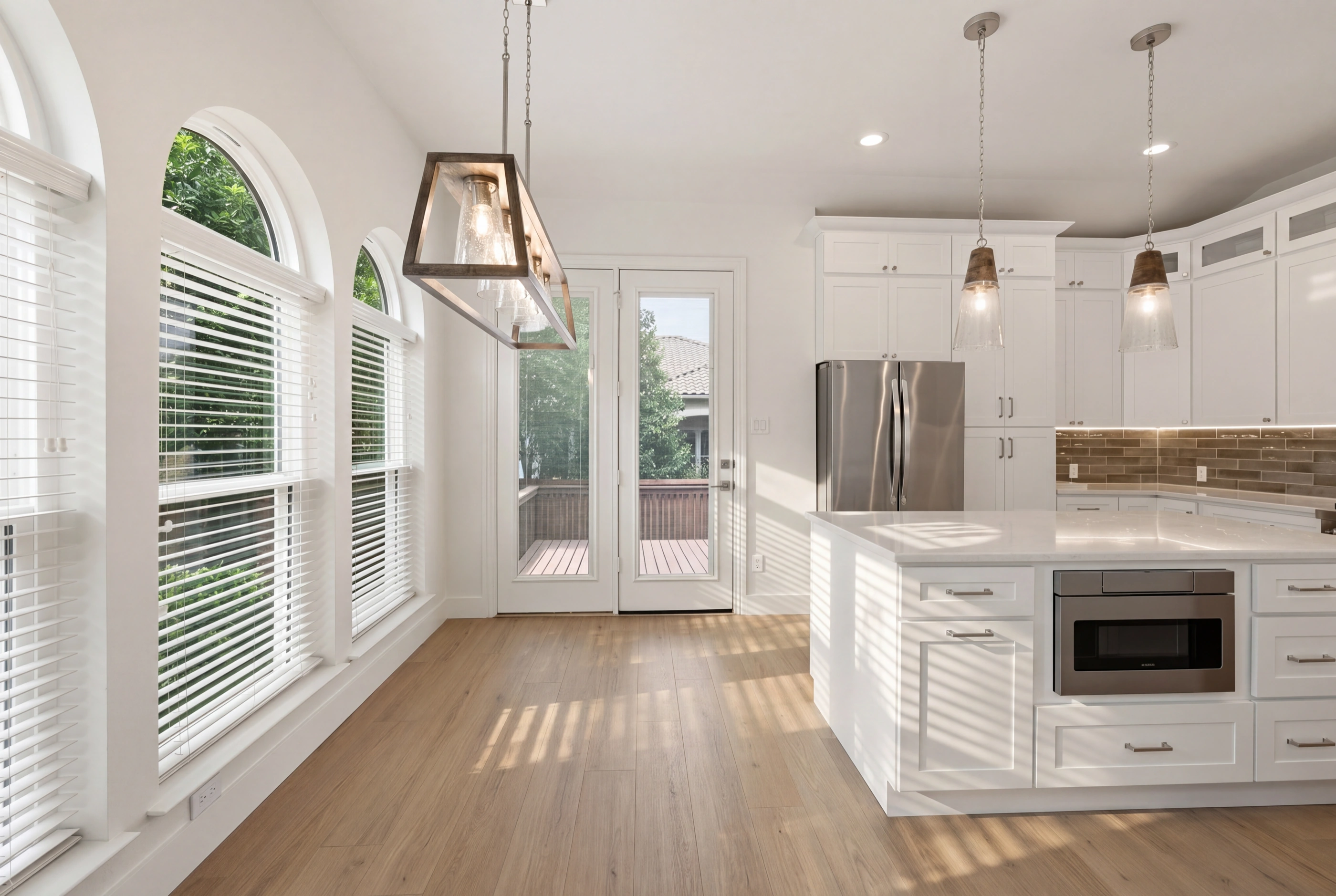 Kitchen and dining alternate view